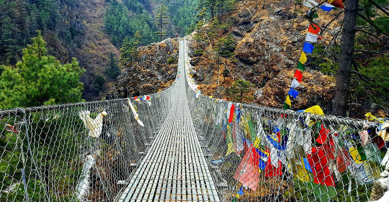 everest-suspension-bridge