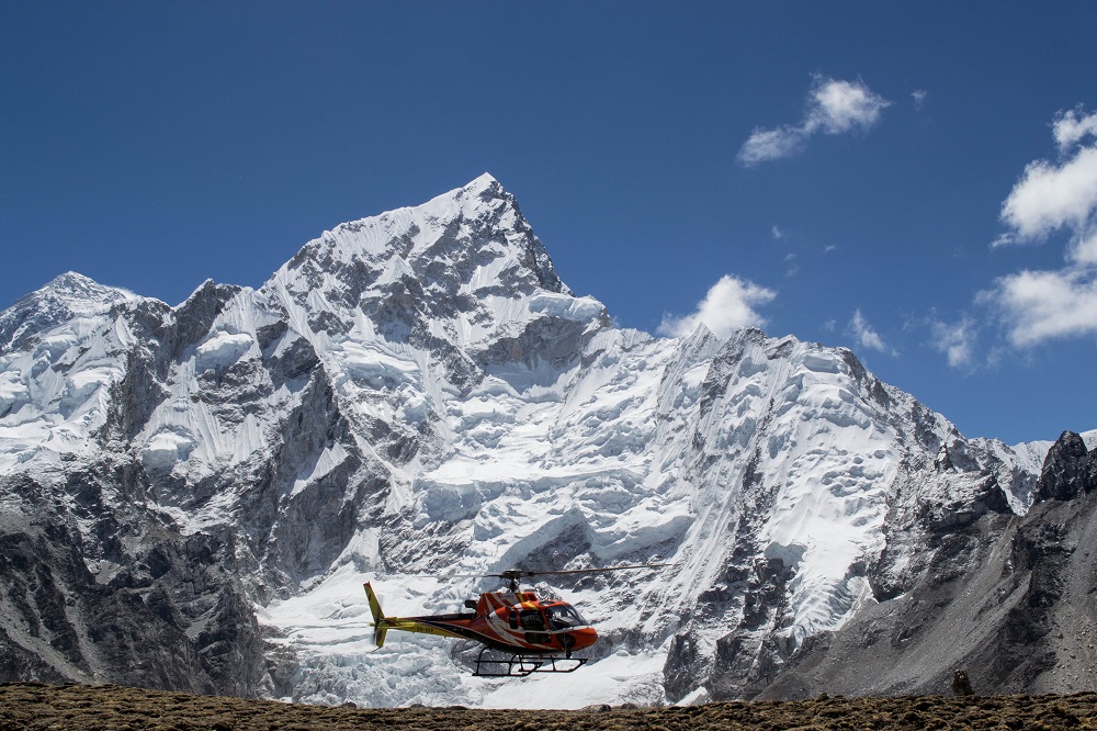 Everest-heli-tour