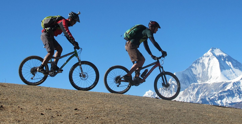 mountain-bike-in-nepal
