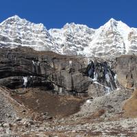 trail on the way to Mera Peak