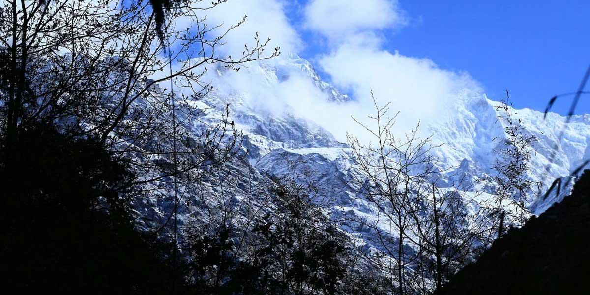 visit-langtang