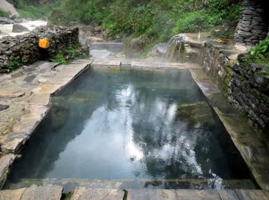 jhinu-hot-spring